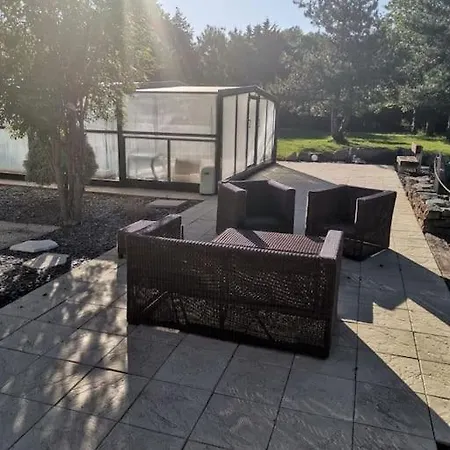 Magnifique Villa, Piscine Chauffee, Proche * Avrillé